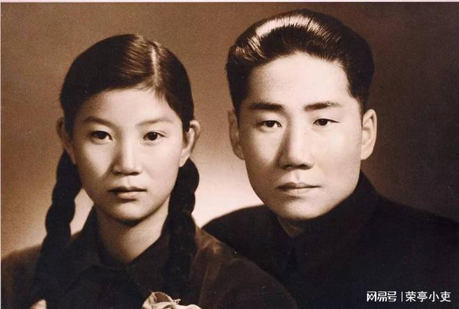 开云真人-2013年刘思齐接受专访：毛岸英去朝鲜前有“遗嘱”