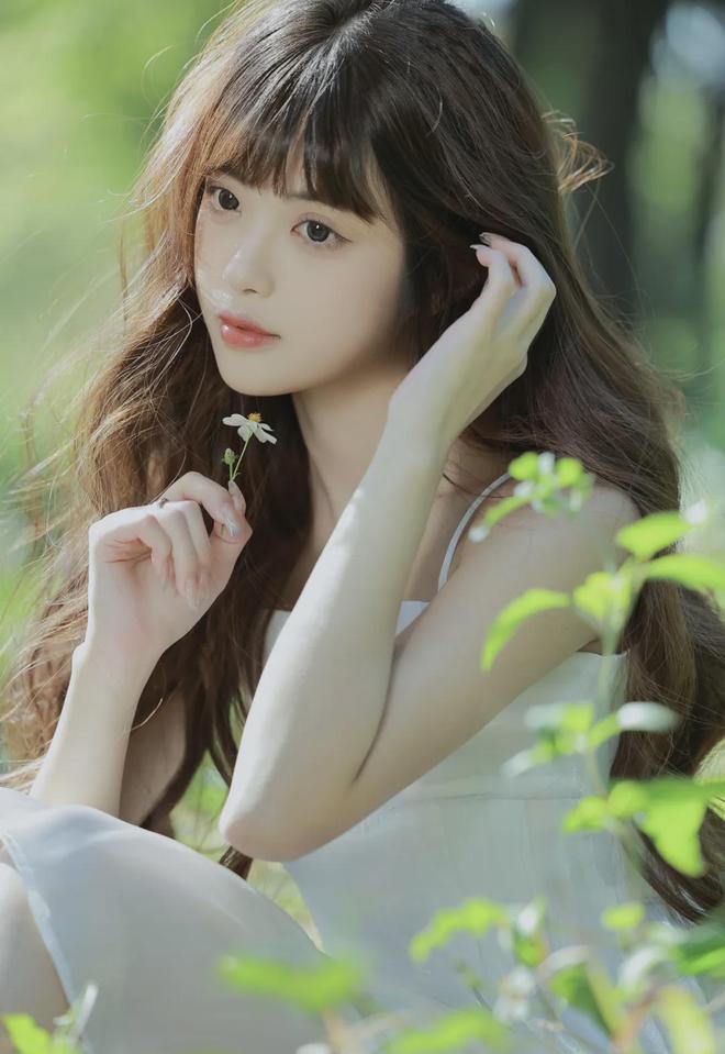 开云真人-三个姐妹开理发店